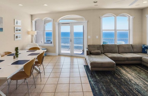 Seacrest Apartment | 153 m² Apartment ∙ 3 bedrooms ∙ 8 guests