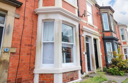 Jesmond Apartment | 17 Fairfield Road