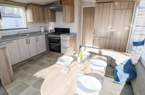 Hirst Cottage | 17 SUMMER MEADOWS, pet friendly, country holiday cottage in Ashington