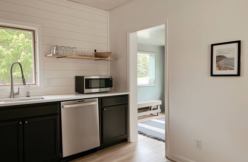 Traverse City Cottage | 1910 Farmhouse NEAR TOWN & WINERIES