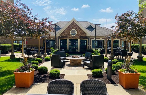 Indianapolis Apartment | 1BR King Suite w/Free Breakfast & Social Hour
