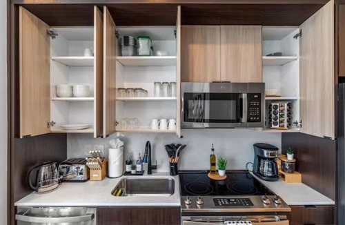 Pendleton Apartment | 1BR OTR CBD Opulent - FreeParking/Gym/Rooftop Pool