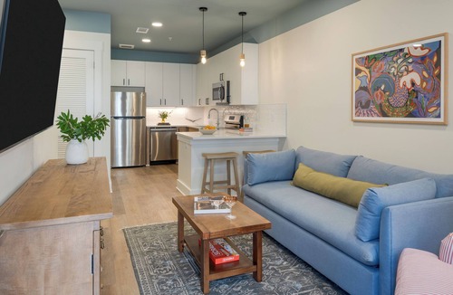 12 South Condo | 1BR Suite w/Full Kitchen + Rooftop Terrace | Heart of 12 South | The Gilmore