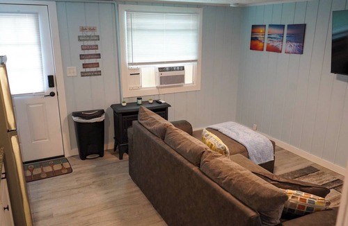 Geneva-on-the-Lake Apartment | 1st Floor Beach Access Studio Apartment U12 in Geneva