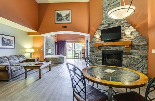 Wisconsin Dells House | 1st-Floor Wisconsin Resort Condo w/Patio!