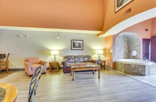 Wisconsin Dells House | 1st-Floor Wisconsin Resort Condo w/Patio!