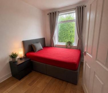 Longcroft Apartment | 2 bed corstorphine