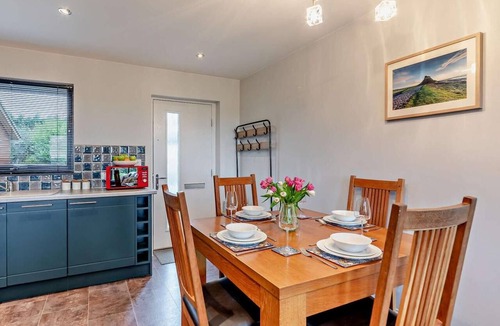 Berwick-upon-Tweed Cottage | 2 Bed in Berwick -upon- Tweed (oc-36340)