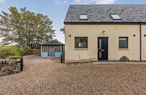 Berwick-upon-Tweed Cottage | 2 Bed in Berwick-upon-tweed (oc-36338)
