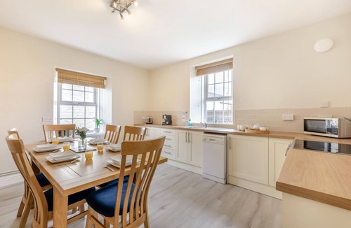 Berwick-upon-Tweed Cottage | 2 Bed in Berwick-upon-Tweed (oc-l32027)