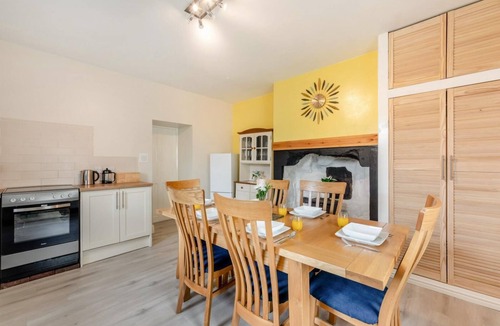 Berwick-upon-Tweed Cottage | 2 Bed in Berwick-upon-Tweed (oc-l32027)