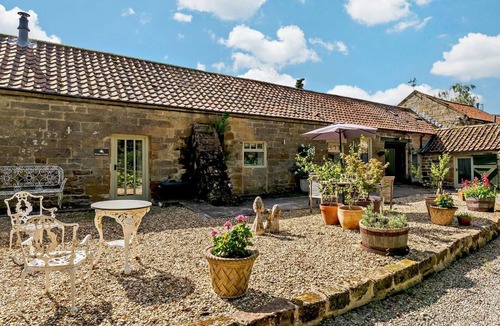 Easterside Cottage | 2 Bed in Chop Gate (oc-93098)