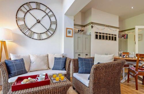 Harrogate House | 2 Bed in Harrogate oc-74981