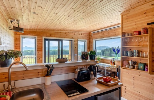 Cupar Ski Chalet | 2 Bed in Strathmiglo (oc-w32098)
