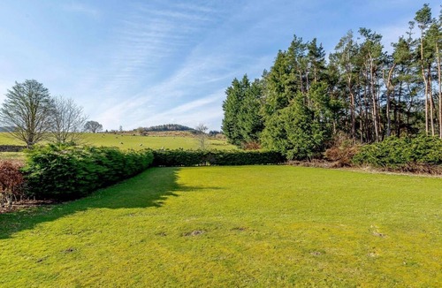 Whitebridge House | 2 Bed in Whitebridge (oc-ca148)