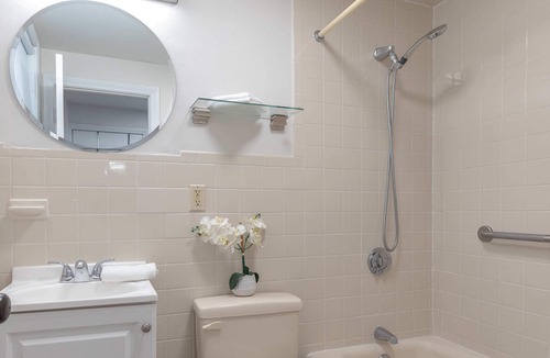 Wellington-Harrington Apartment | 2 Bed w/Free Parking in East Cambridge