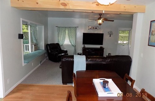 Geneseo House | 2 Bedroom 1.5 bath home on Conesus Lake