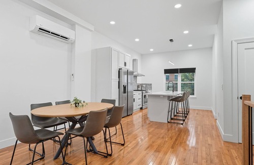 Central Northside House | 2 Bedroom 2 and a Half Bath Townhouse - Stadium and Downtown Nearby
