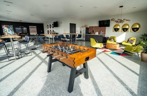 Clarksville Apartment | 2 Bedroom 2 Bath Apt Near Downtown Louisville