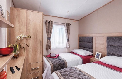 Cresswell House | 2 bedroom accommodation in Cresswell beach