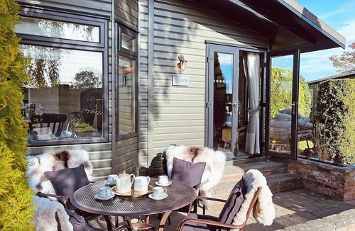 Scawton Ski Chalet | 2 bedroom accommodation in Easingwold