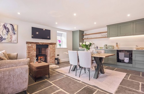 Summerbridge Cottage | 2 bedroom accommodation in Dacre Banks, near Pateley Bridge