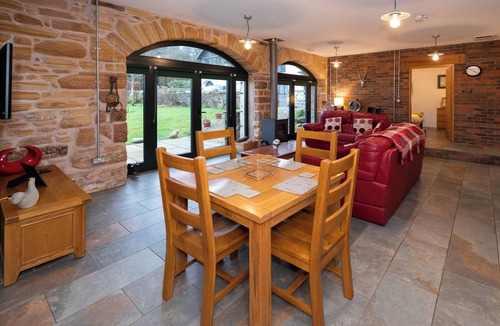 Mauchline Cottage | 2 bedroom accommodation in Mauchline, near Ayr