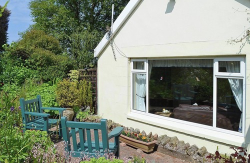 Chathill Cottage | 2 bedroom accommodation in Warenford, near Belford