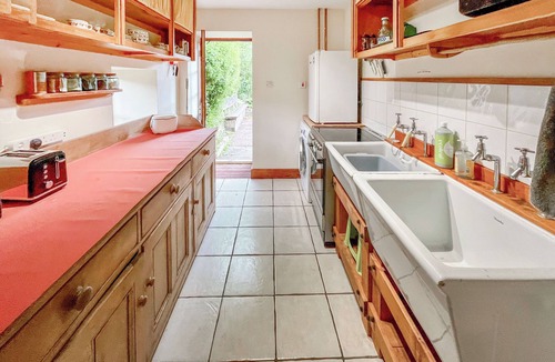 Forfar Cottage | 2 bedroom accommodation in Forfar