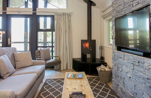 Netherton Cabin | 2 bedroom accommodation in Killin