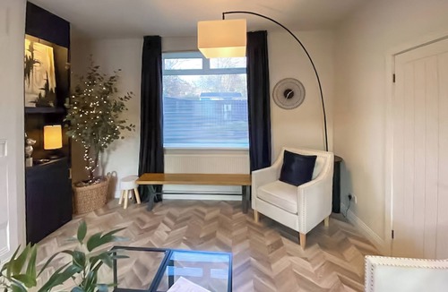 Newcastle-upon-Tyne Cottage | 2 bedroom accommodation in Newcastle Upon Tyne
