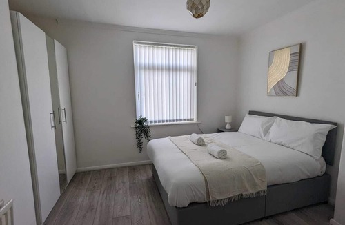 Cramlington House | 2 Bedroom House Dudley