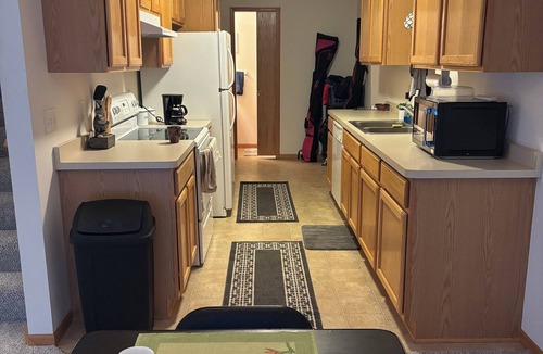 Spring Lake Park House | 2-bedroom townhome in peaceful Spring Lake Park with fitness room