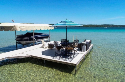 Kewadin House | 2 bedroom w/loft Torch Lake lakefront!