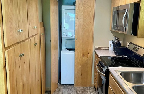 Brainerd House | 2 bedroom walkout on Rice Lake/Mississippi River with dock for your boat!