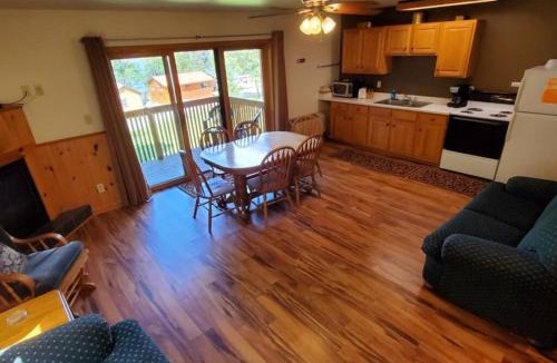 Ray Villa | 2 Bedroom Wolf Villa In Voyageurs National Park