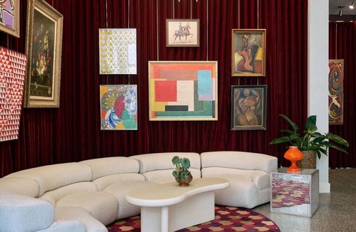 East Market District House | 2 Convenient Double Queen Room Near Speed Art Museum! Pets Allowed!