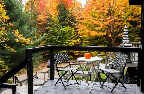 Harbor Springs House | 2 Mi to Nubs Nob Resort: All-Season Michigan Haven