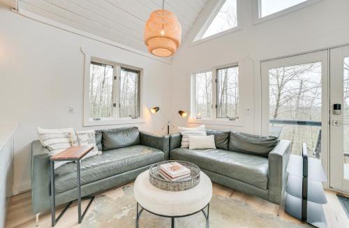 Harbor Springs House | 2 Mi to Nubs Nob Resort: All-Season Michigan Haven