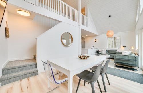 Harbor Springs House | 2 Mi to Nubs Nob Resort: All-Season Michigan Haven