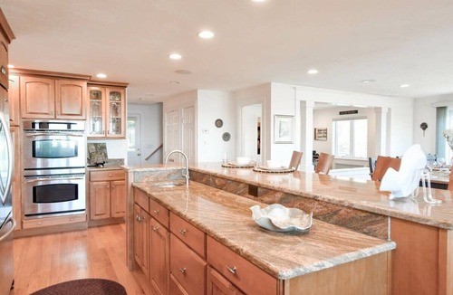 East Orleans House | 2 Min Walk to Private Beach & Boat Launch!