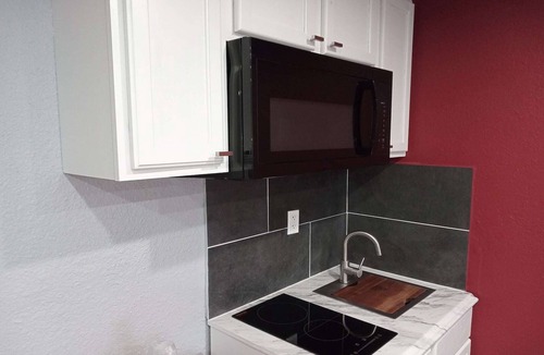 Marshall Apartment | 2 Queen Beds Suite Non-Smoking