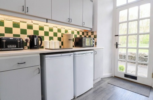 Airton House | 2 Riverside Walk