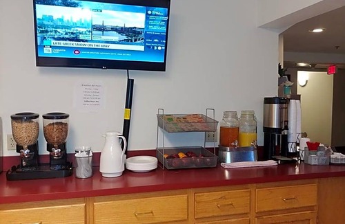 Charlotte Hotel | 2-Star Hotel ∙ Americas Best Value Inn Charlotte