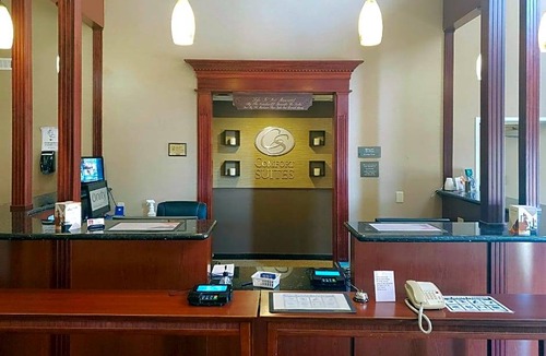 South Point Hotel | 2-Star Hotel ∙ Comfort Suites South Point - Huntington