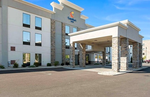 Grove City Hotel | 2-Star Hotel ∙ Comfort Inn Grove City - Columbus South