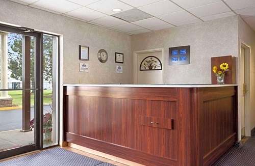 Franklin Hotel | 2-Star Hotel ∙ Days Inn by Wyndham Middletown