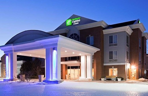 Superior Hotel | 2-Star Hotel ∙ Holiday Inn Express & Suites Superior, an IHG Hotel