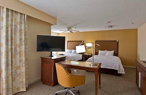 Chillicothe Hotel | 2-Star Hotel ∙ Hampton Inn & Suites Chillicothe