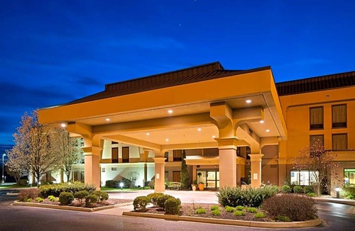 Marietta Hotel | 2-Star Hotel ∙ Hampton Inn Marietta